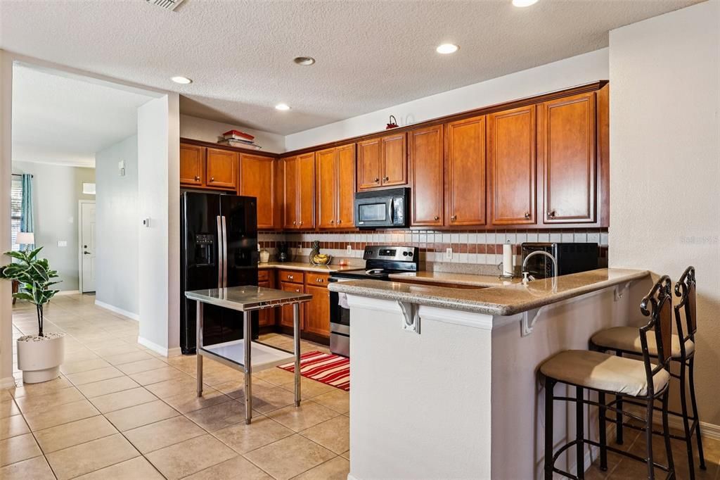 En Venta: $443,000 (4 camas, 2 baños, 1981 Pies cuadrados)