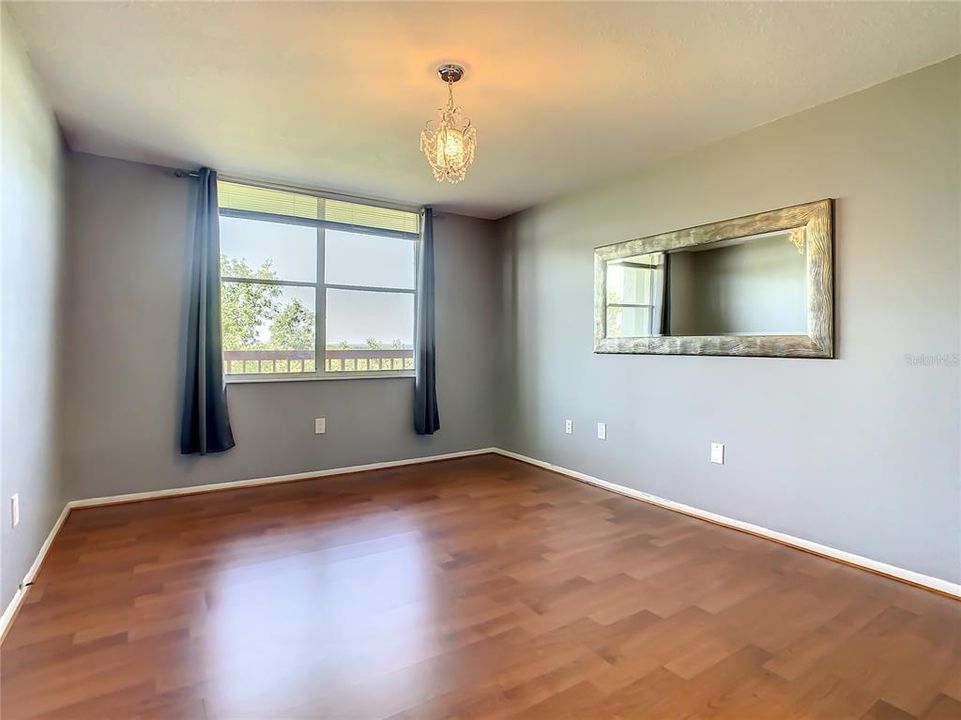 В аренду: $2,100 (2 спален, 2 ванн, 1075 Квадратных фут)