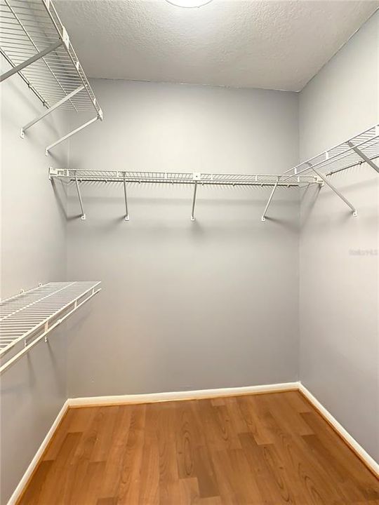 В аренду: $2,100 (2 спален, 2 ванн, 1075 Квадратных фут)