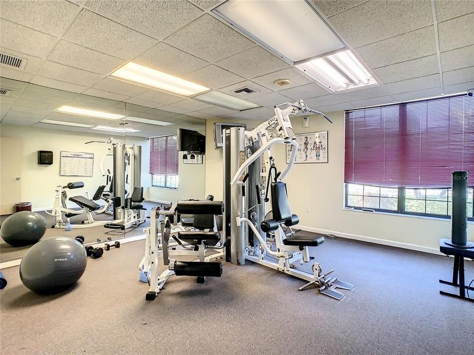 В аренду: $2,100 (2 спален, 2 ванн, 1075 Квадратных фут)