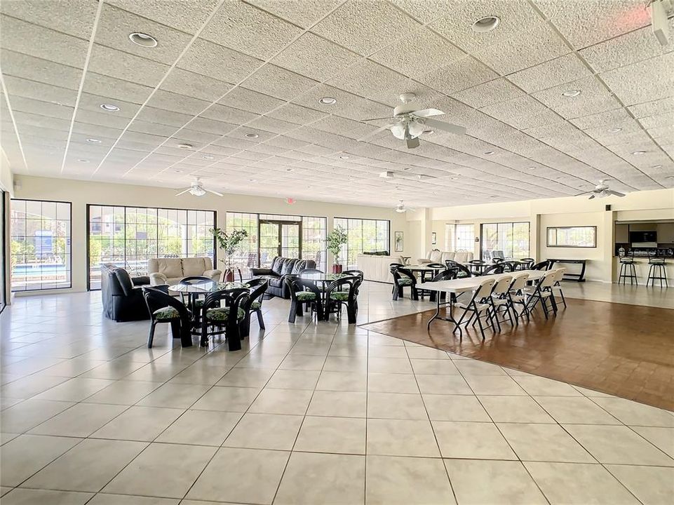 В аренду: $2,100 (2 спален, 2 ванн, 1075 Квадратных фут)