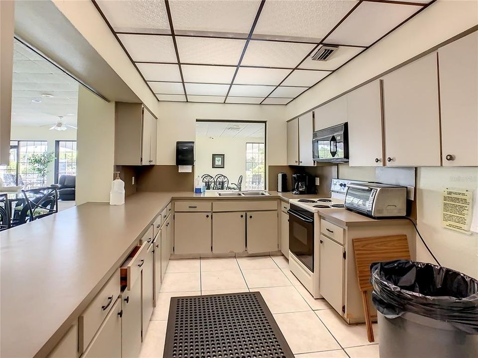 В аренду: $2,100 (2 спален, 2 ванн, 1075 Квадратных фут)