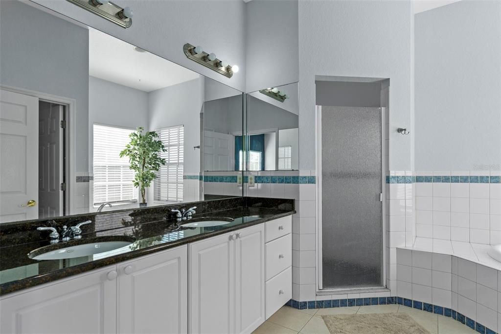 For Sale: $349,900 (3 beds, 2 baths, 1680 Square Feet)