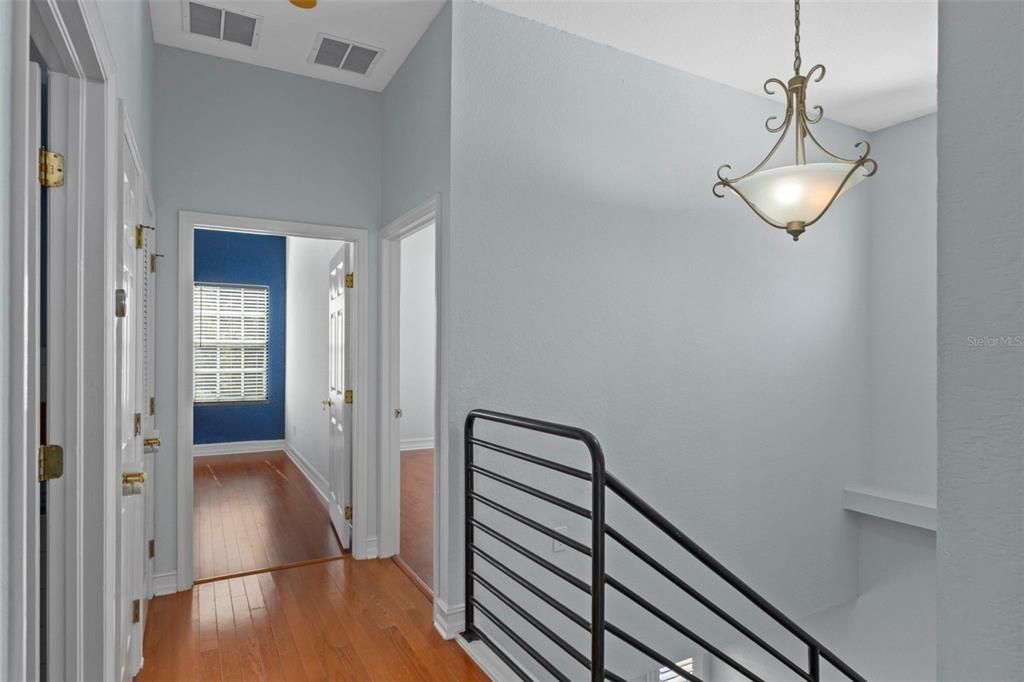 For Sale: $349,900 (3 beds, 2 baths, 1680 Square Feet)