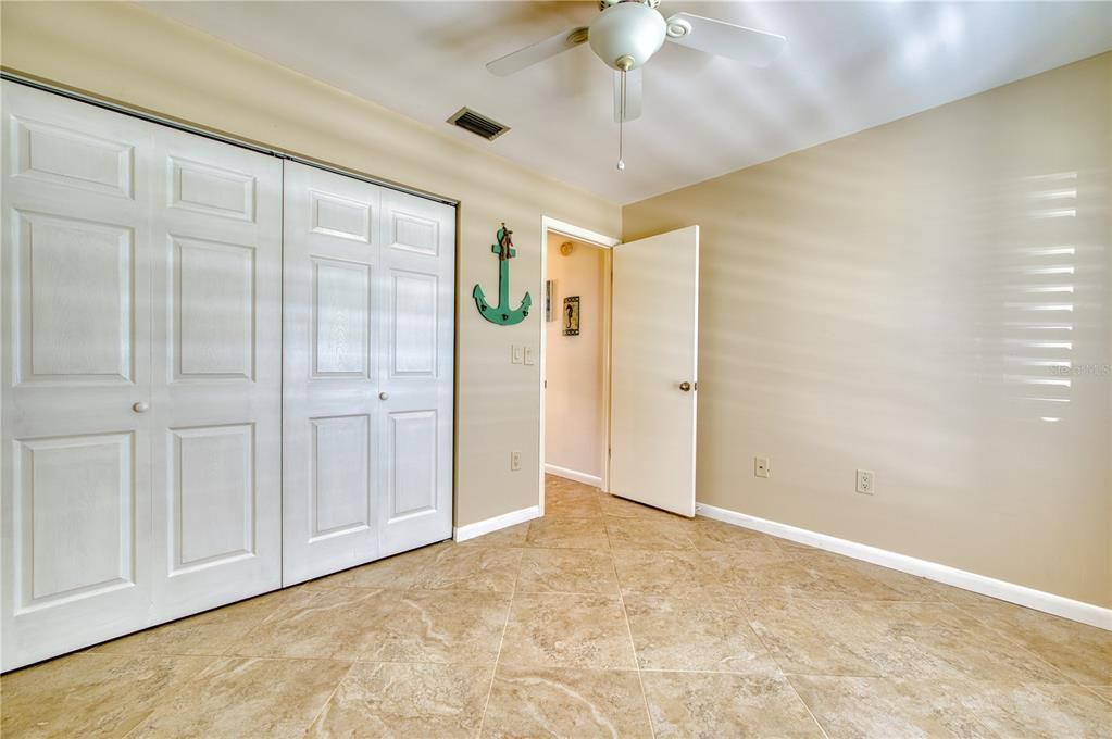 Activo con contrato: $199,500 (2 camas, 2 baños, 1050 Pies cuadrados)