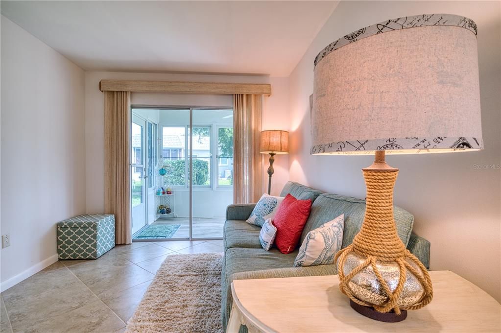 Activo con contrato: $199,500 (2 camas, 2 baños, 1050 Pies cuadrados)