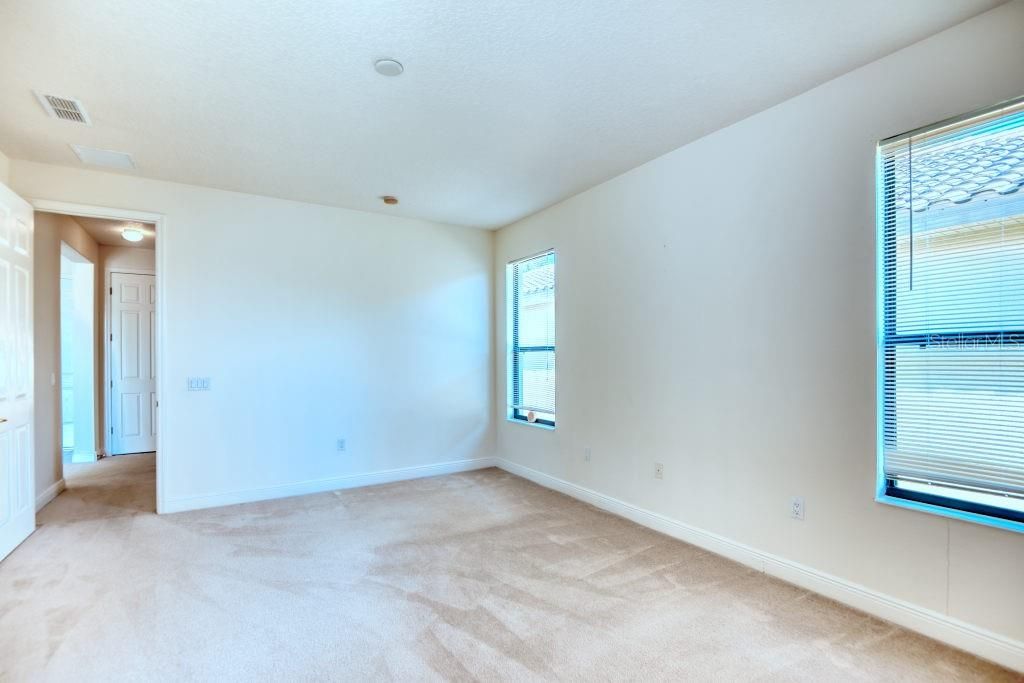 На продажу: $309,900 (2 спален, 2 ванн, 1629 Квадратных фут)