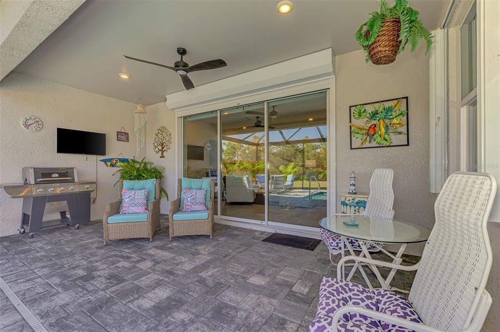 En Venta: $474,700 (4 camas, 2 baños, 2202 Pies cuadrados)