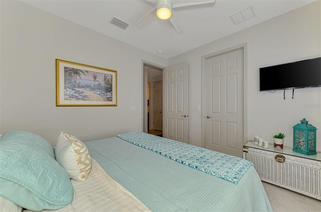 En Venta: $474,700 (4 camas, 2 baños, 2202 Pies cuadrados)