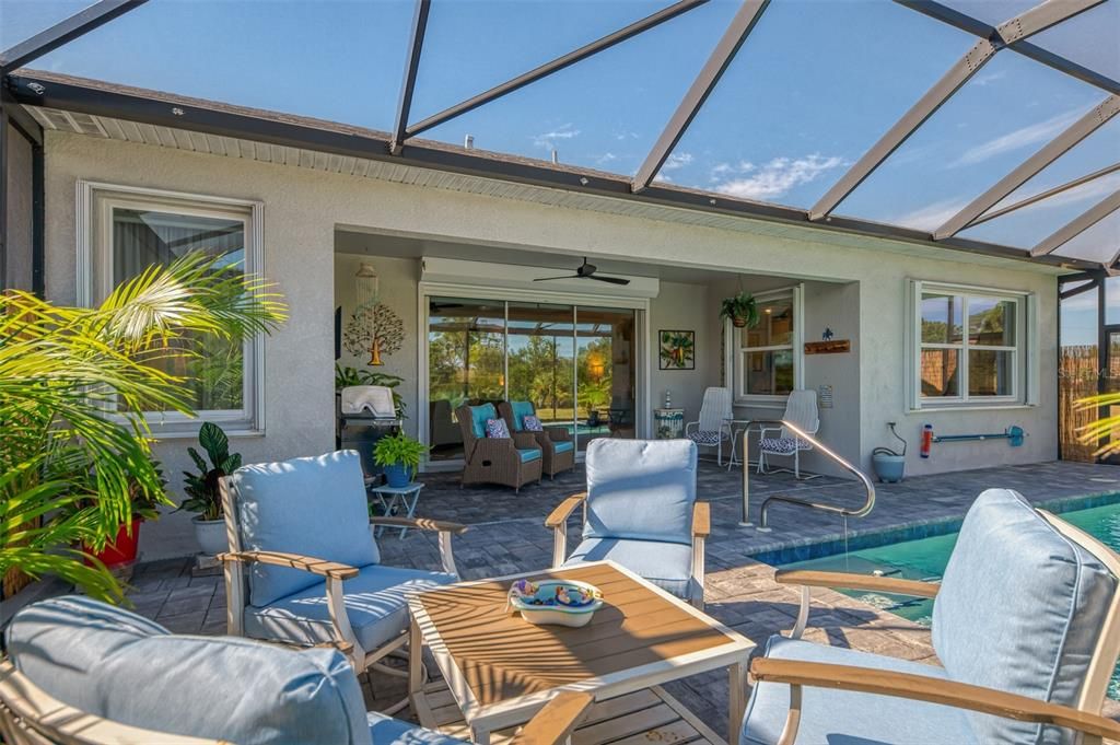 En Venta: $474,700 (4 camas, 2 baños, 2202 Pies cuadrados)