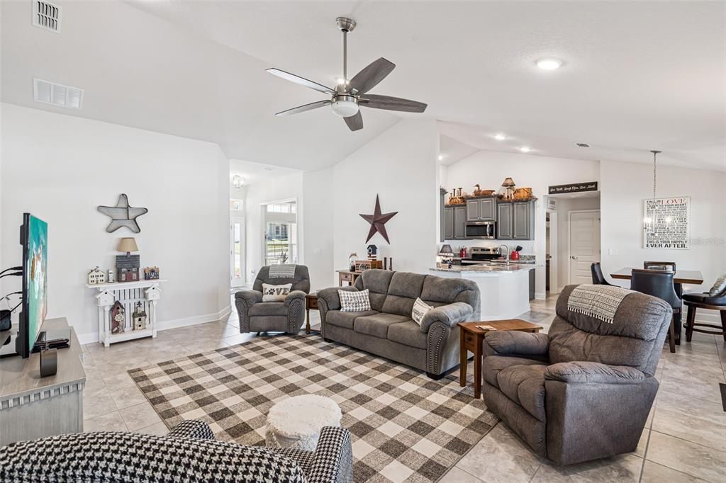 Active With Contract: $425,000 (4 beds, 2 baths, 2145 Square Feet)