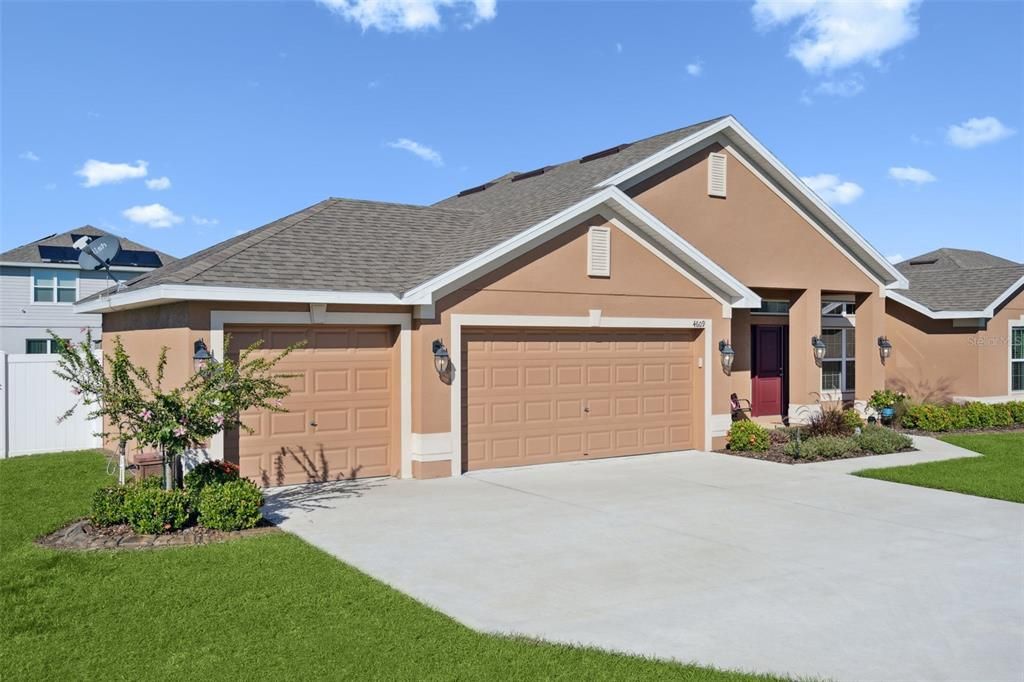 Active With Contract: $425,000 (4 beds, 2 baths, 2145 Square Feet)