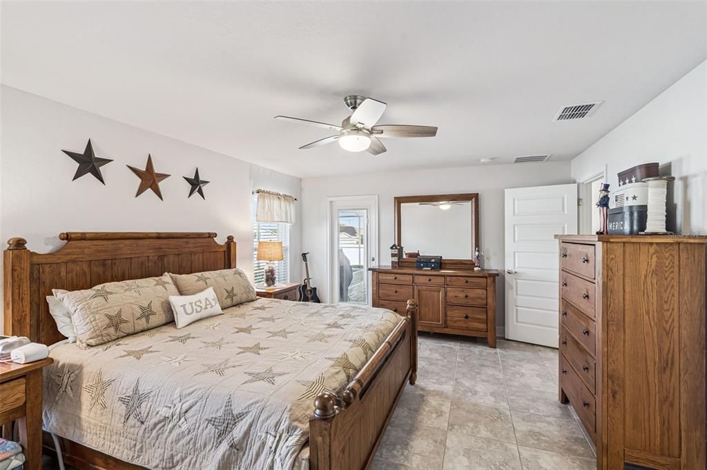 Active With Contract: $425,000 (4 beds, 2 baths, 2145 Square Feet)