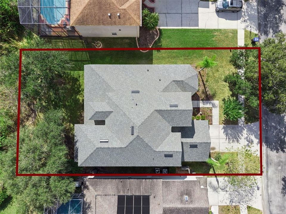 En Venta: $634,000 (5 camas, 2 baños, 3720 Pies cuadrados)