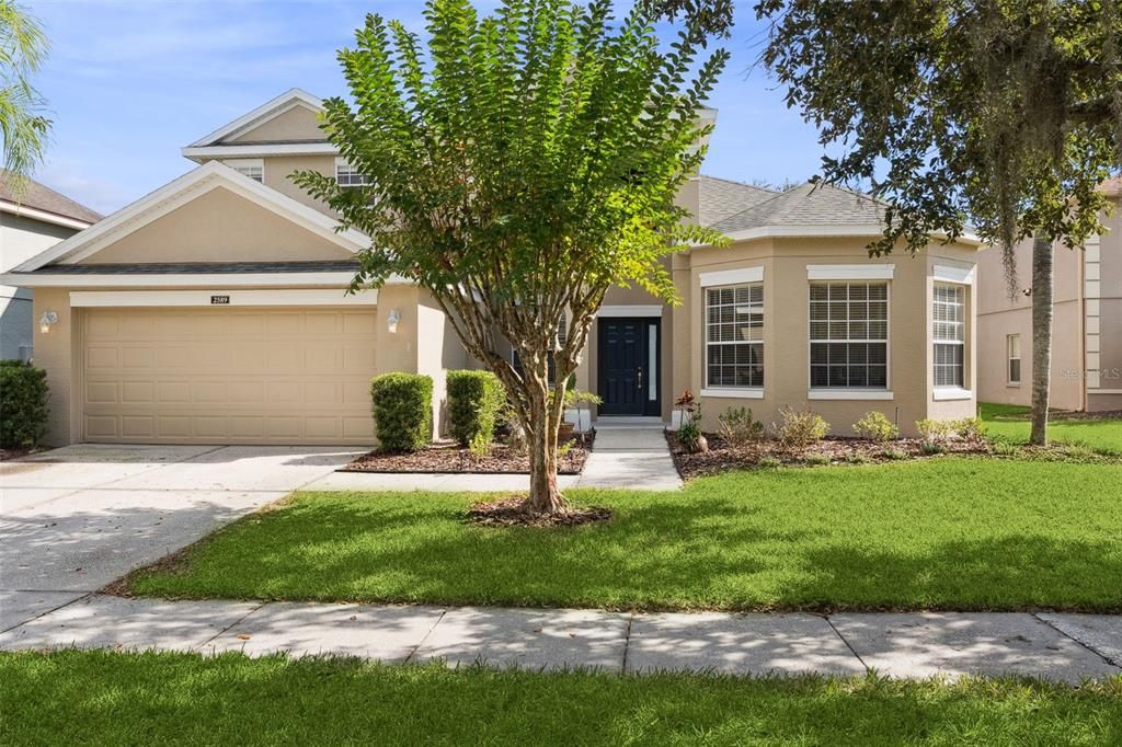 En Venta: $634,000 (5 camas, 2 baños, 3720 Pies cuadrados)