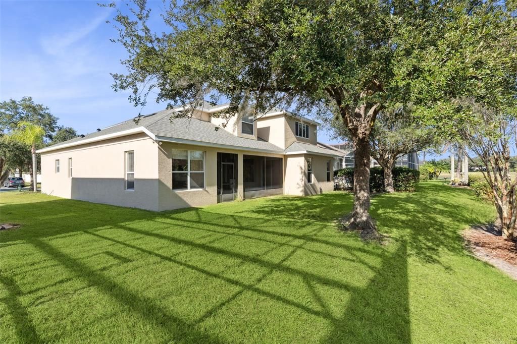 En Venta: $634,000 (5 camas, 2 baños, 3720 Pies cuadrados)