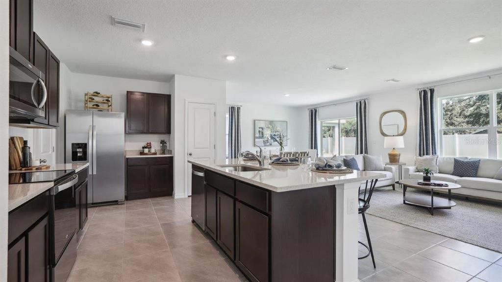 Active With Contract: $354,990 (4 beds, 2 baths, 2305 Square Feet)