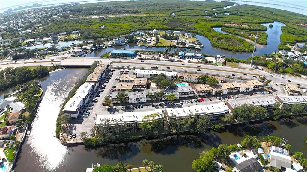 待售: $172,000 (3 贝兹, 2 浴室, 1300 平方英尺)