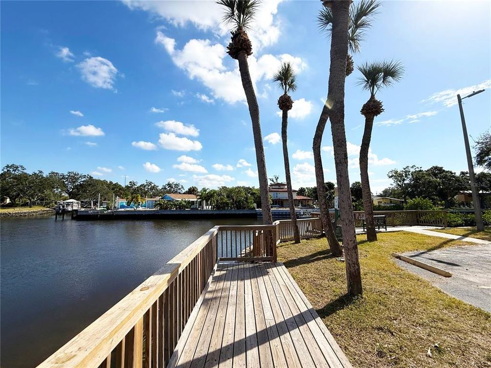 待售: $172,000 (3 贝兹, 2 浴室, 1300 平方英尺)