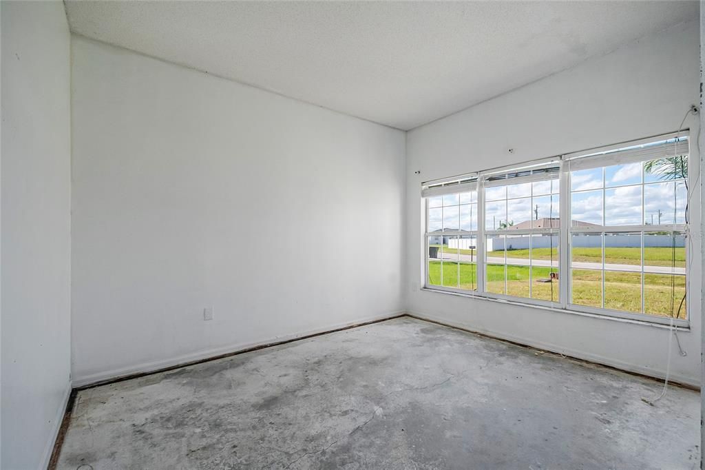 En Venta: $239,900 (4 camas, 3 baños, 2603 Pies cuadrados)