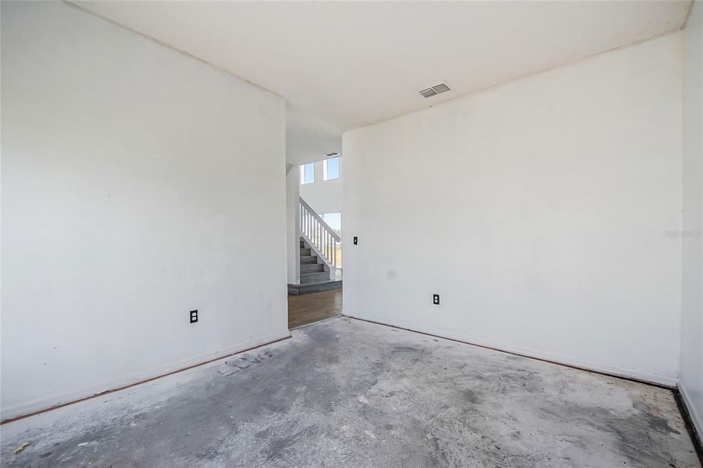 En Venta: $239,900 (4 camas, 3 baños, 2603 Pies cuadrados)