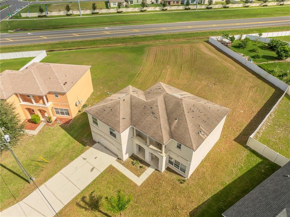 En Venta: $239,900 (4 camas, 3 baños, 2603 Pies cuadrados)