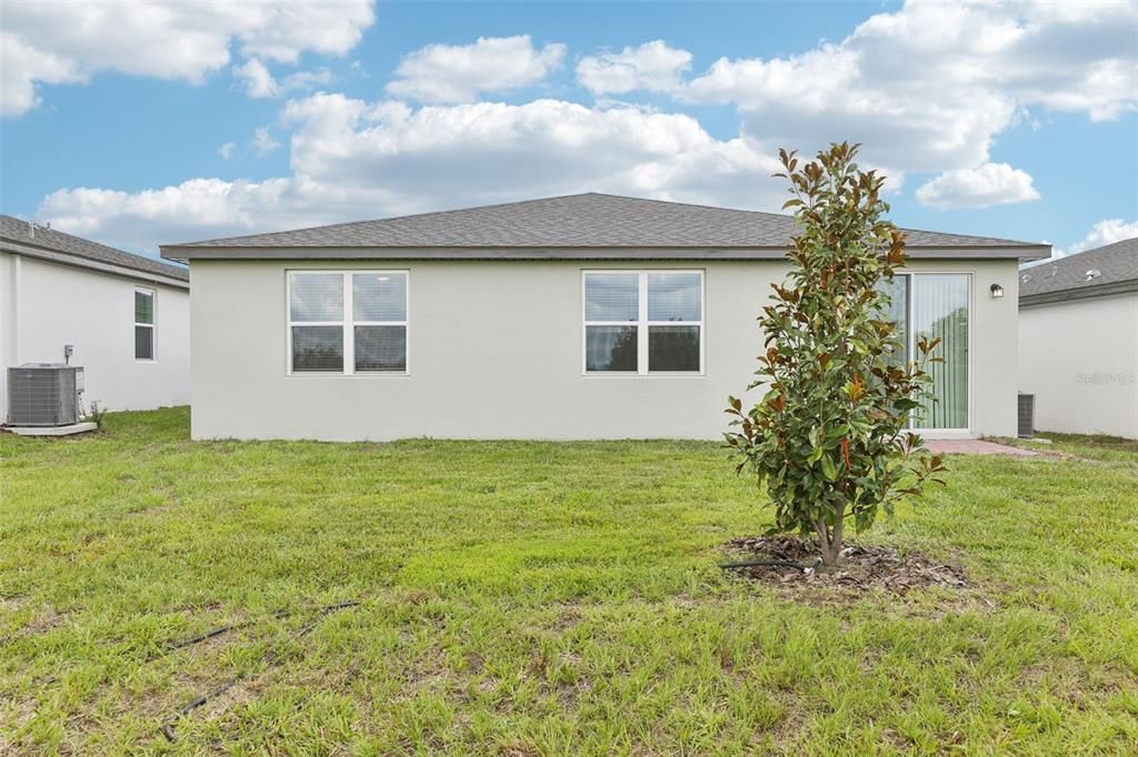 For Sale: $318,494 (4 beds, 2 baths, 1840 Square Feet)