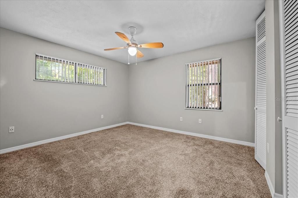 出租: $3,000 (4 贝兹, 3 浴室, 2986 平方英尺)