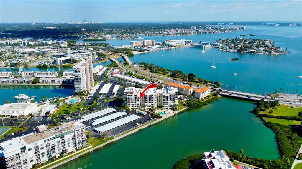 For Sale: $449,000 (2 beds, 2 baths, 1230 Square Feet)