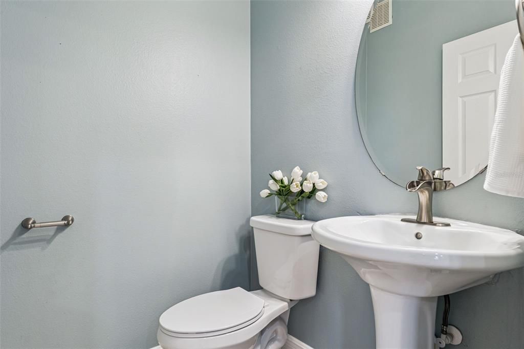 En Venta: $700,000 (3 camas, 3 baños, 2284 Pies cuadrados)