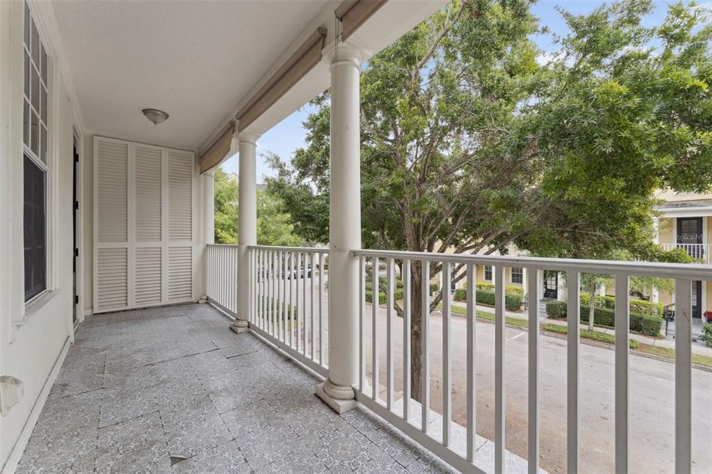 En Venta: $700,000 (3 camas, 3 baños, 2284 Pies cuadrados)