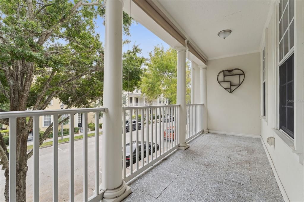 En Venta: $700,000 (3 camas, 3 baños, 2284 Pies cuadrados)