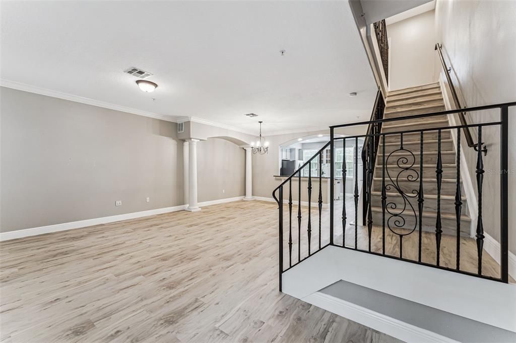 En Venta: $700,000 (3 camas, 3 baños, 2284 Pies cuadrados)