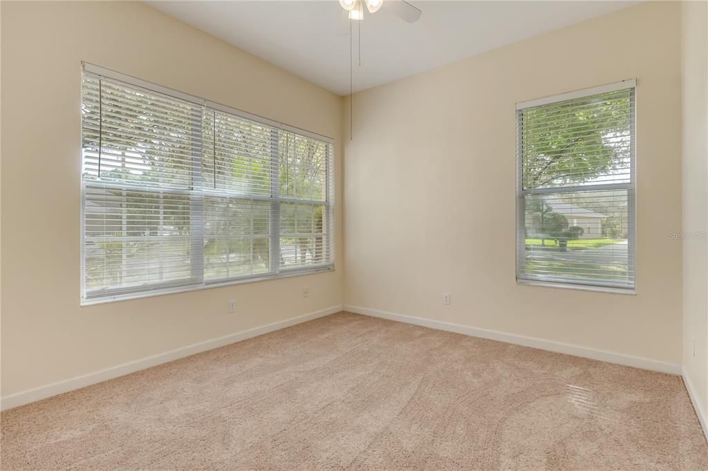 待售: $717,000 (4 贝兹, 3 浴室, 2224 平方英尺)