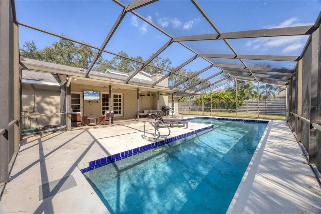 For Sale: $825,000 (3 beds, 2 baths, 2186 Square Feet)