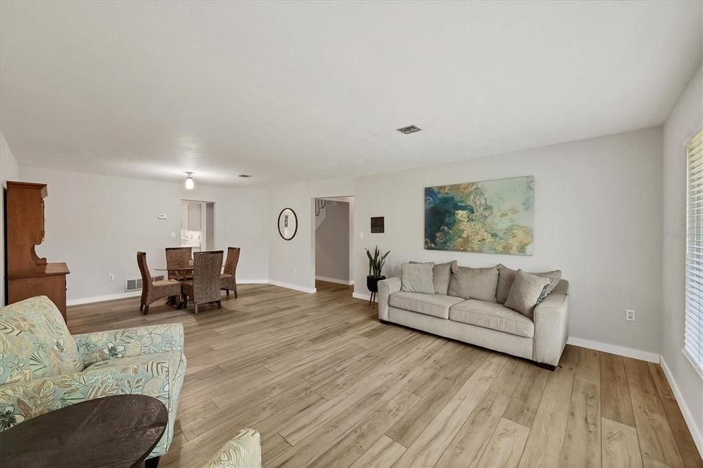 For Sale: $825,000 (3 beds, 2 baths, 2186 Square Feet)