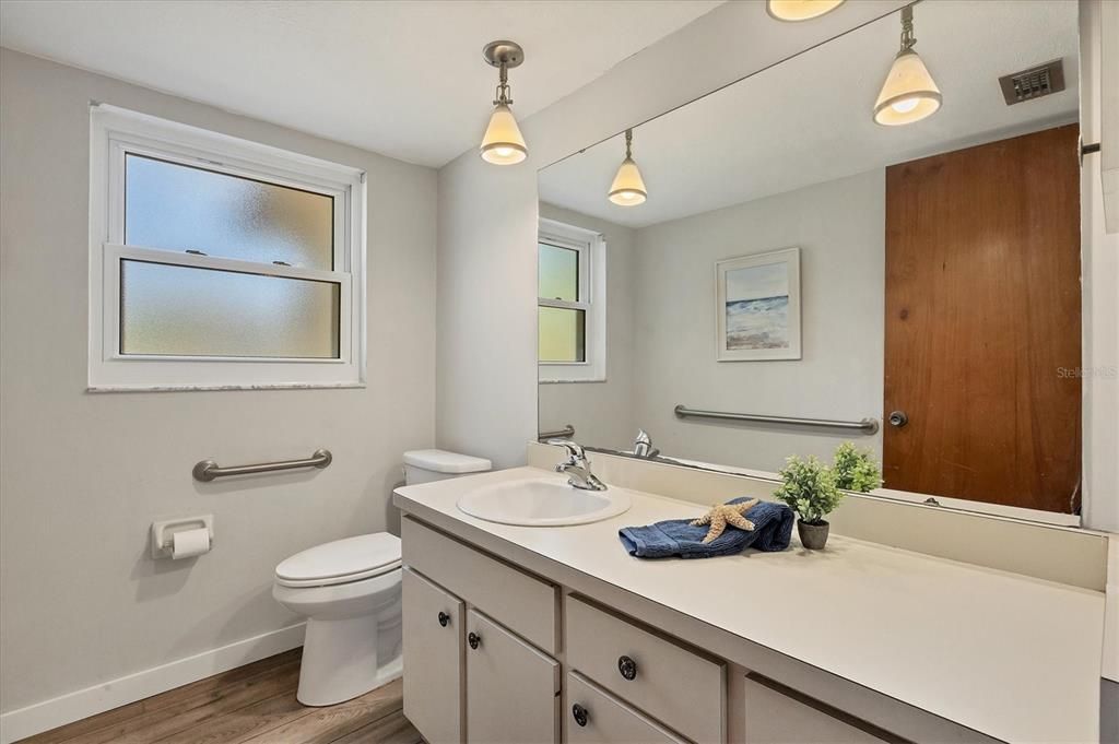 For Sale: $825,000 (3 beds, 2 baths, 2186 Square Feet)