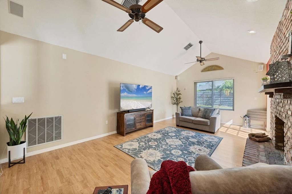 For Sale: $825,000 (3 beds, 2 baths, 2186 Square Feet)