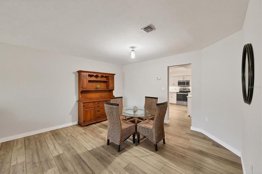 For Sale: $825,000 (3 beds, 2 baths, 2186 Square Feet)