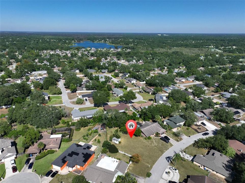 На продажу: $170,000 (0.39 acres)