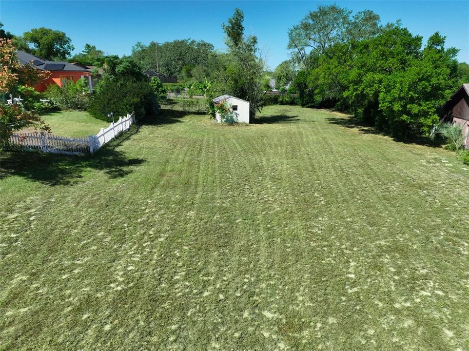 На продажу: $170,000 (0.39 acres)