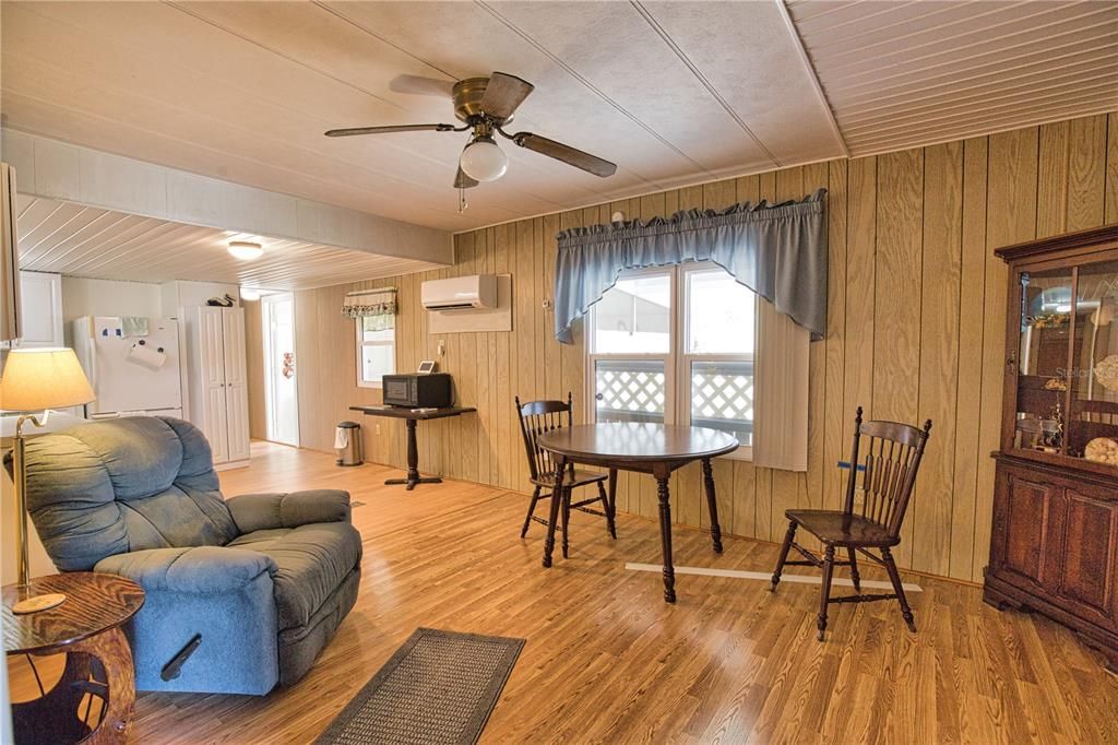 Activo con contrato: $90,000 (2 camas, 2 baños, 1150 Pies cuadrados)