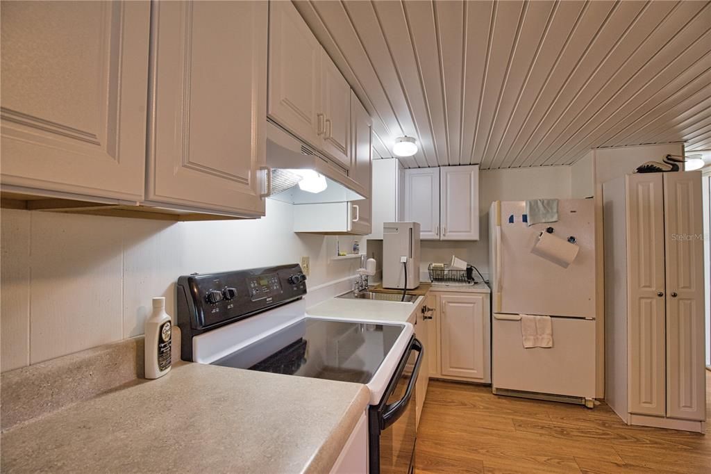 Activo con contrato: $90,000 (2 camas, 2 baños, 1150 Pies cuadrados)