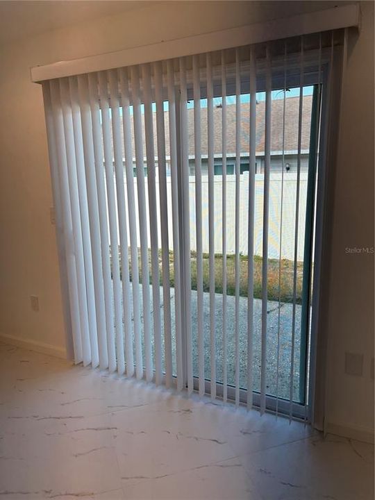 For Rent: $1,950 (2 beds, 2 baths, 1000 Square Feet)