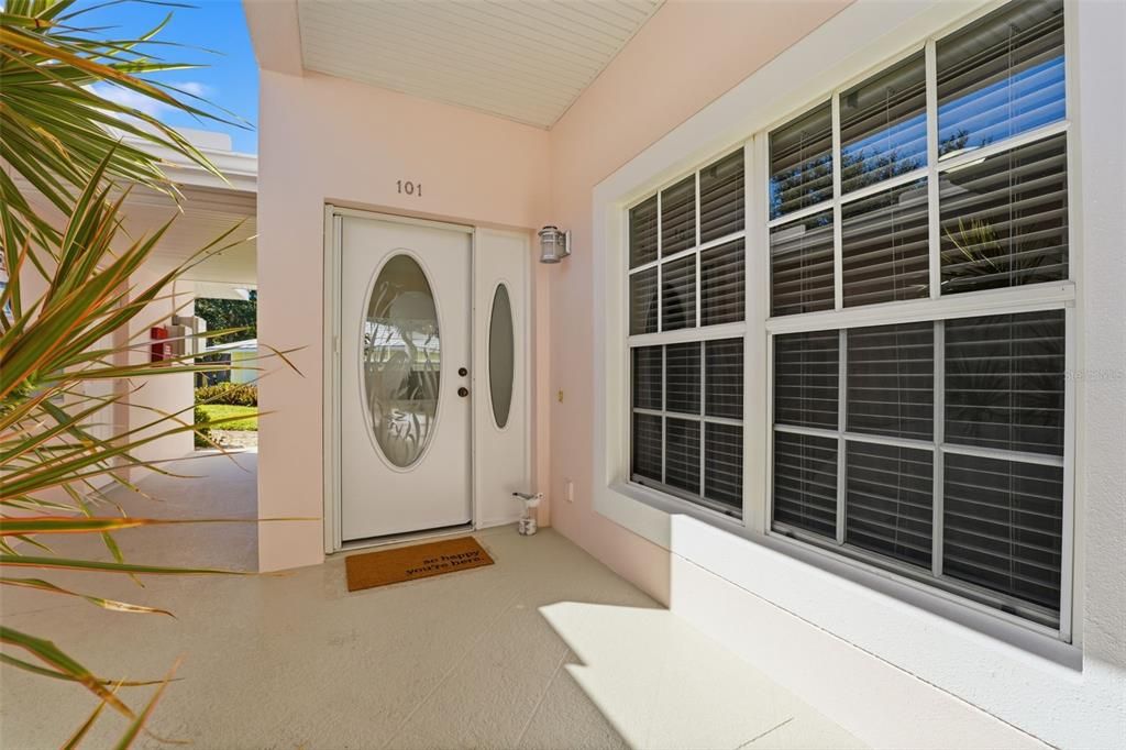 待售: $400,000 (2 贝兹, 2 浴室, 1599 平方英尺)