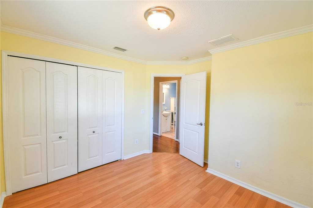 В аренду: $2,000 (3 спален, 2 ванн, 1212 Квадратных фут)