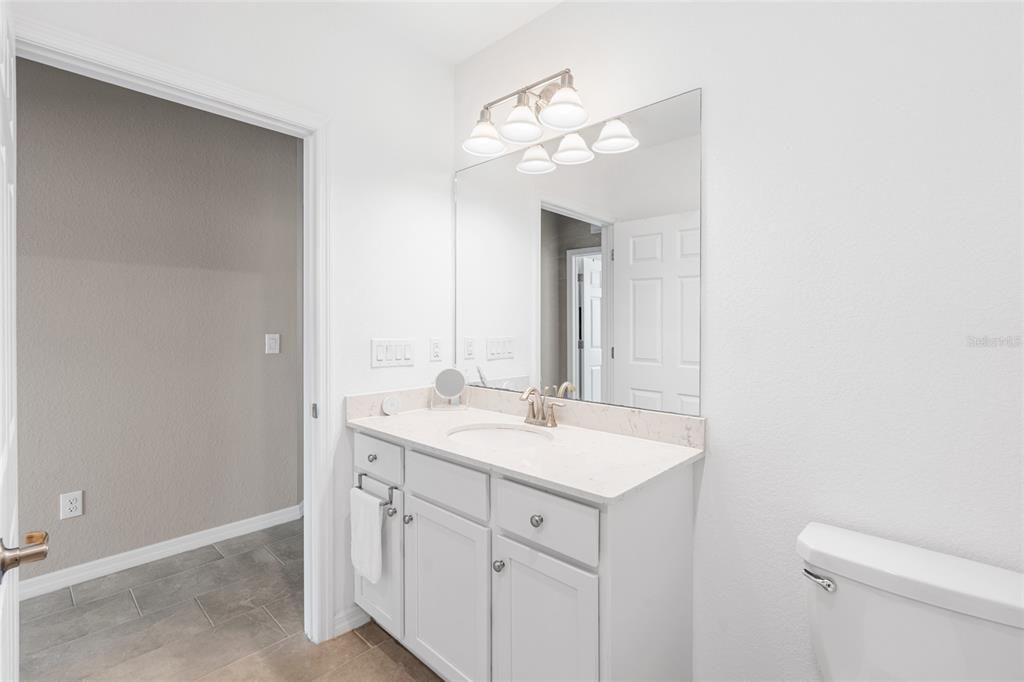 For Sale: $375,000 (2 beds, 2 baths, 1595 Square Feet)