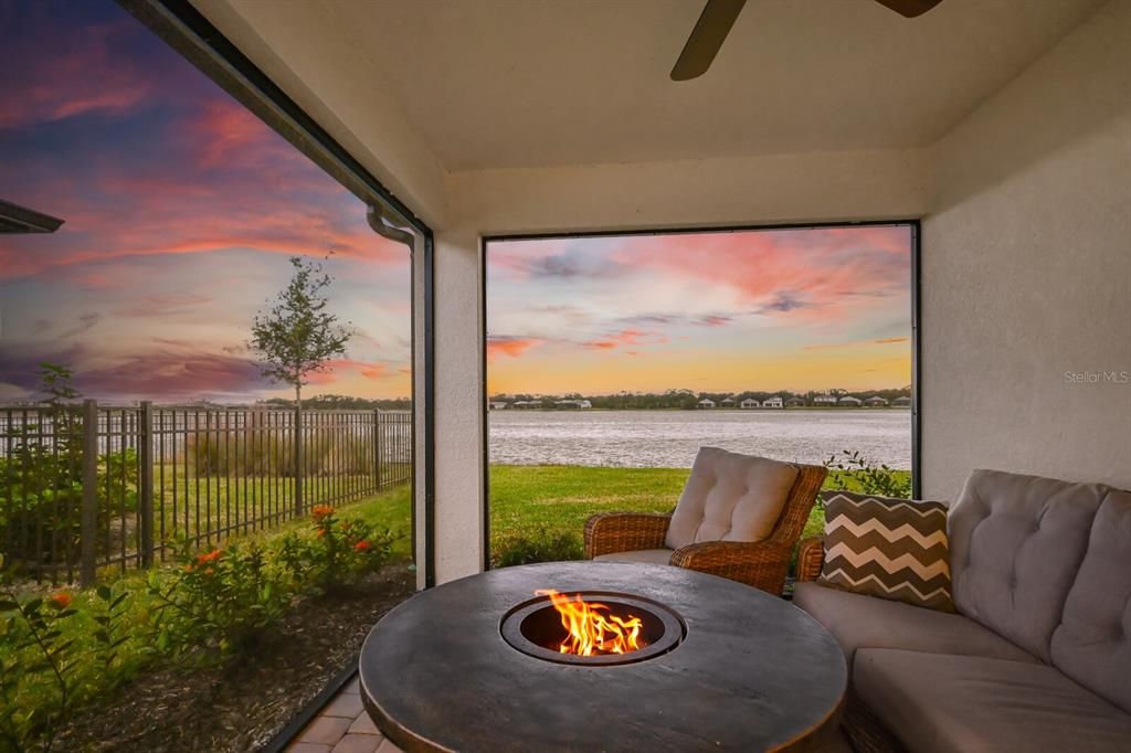 For Sale: $539,900 (4 beds, 2 baths, 1591 Square Feet)