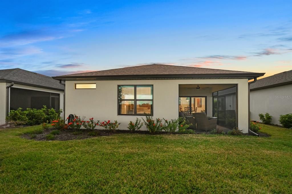 For Sale: $539,900 (4 beds, 2 baths, 1591 Square Feet)