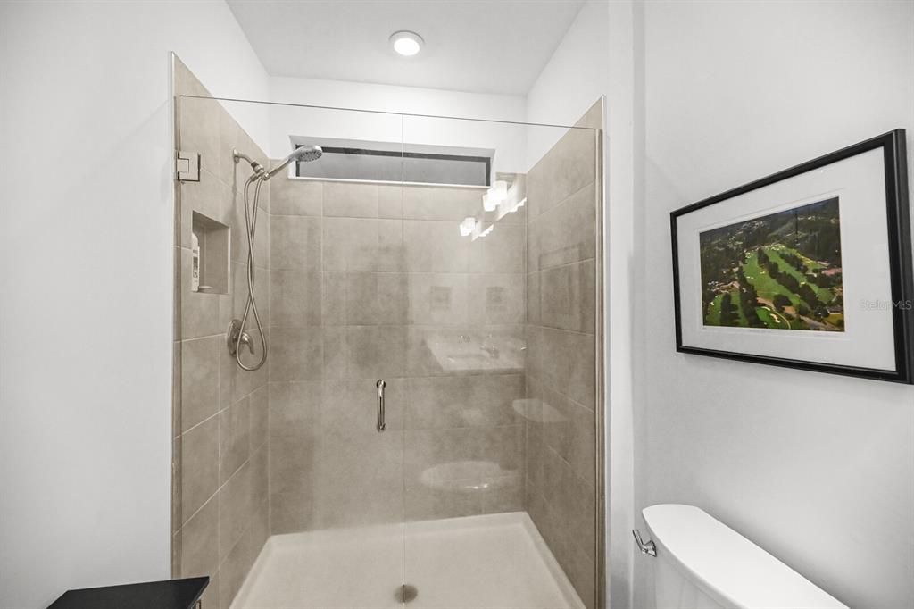 For Sale: $539,900 (4 beds, 2 baths, 1591 Square Feet)